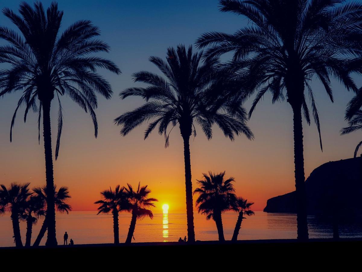 Precioso Apartamento Cerca Del Mar Con Wifi, Piscina Y Parking La Herradura  Bagian luar foto
